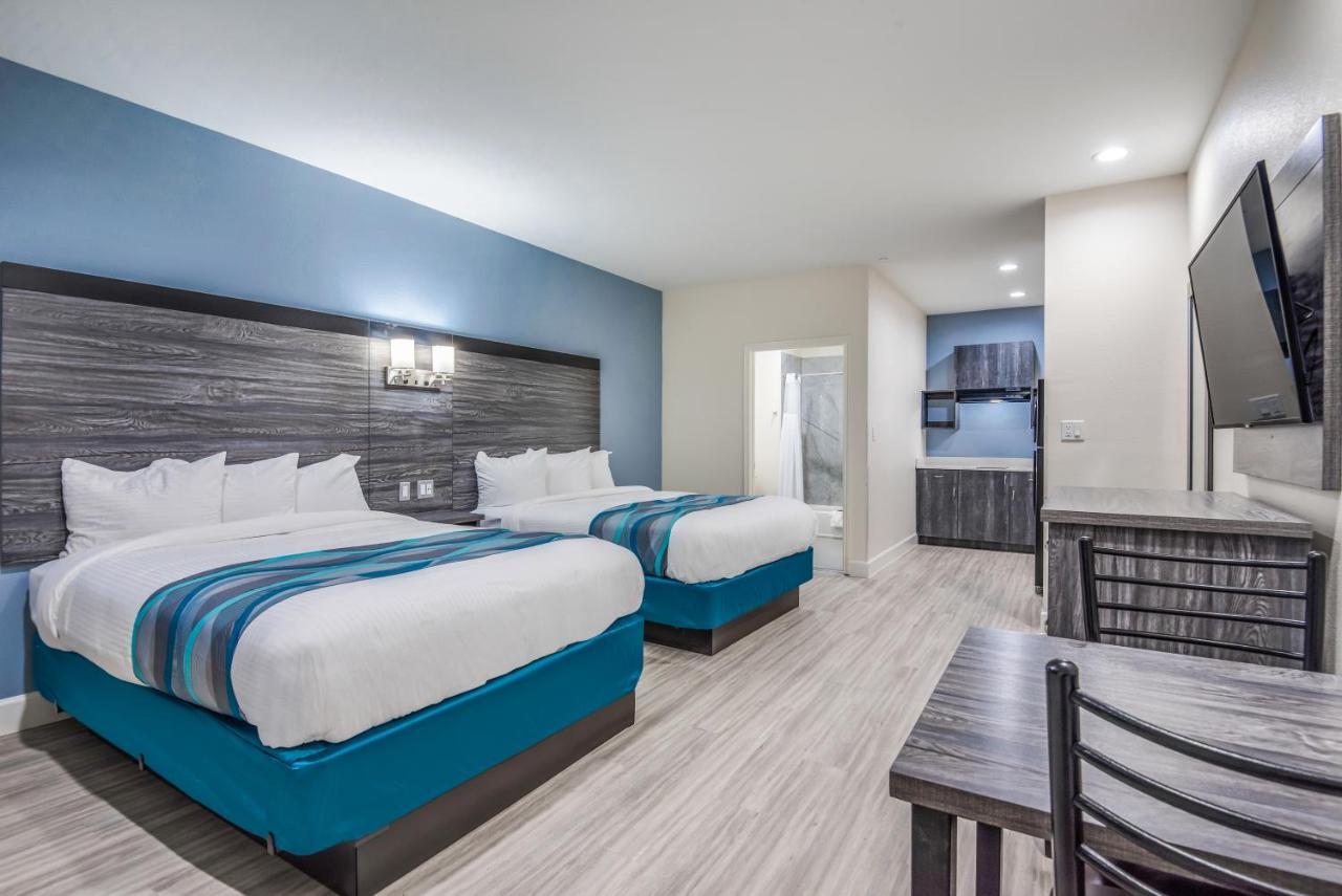 Americas Best Value Inn & Suites Houston At Hwy 6 Exterior photo