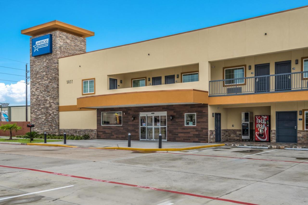 Americas Best Value Inn & Suites Houston At Hwy 6 Exterior photo